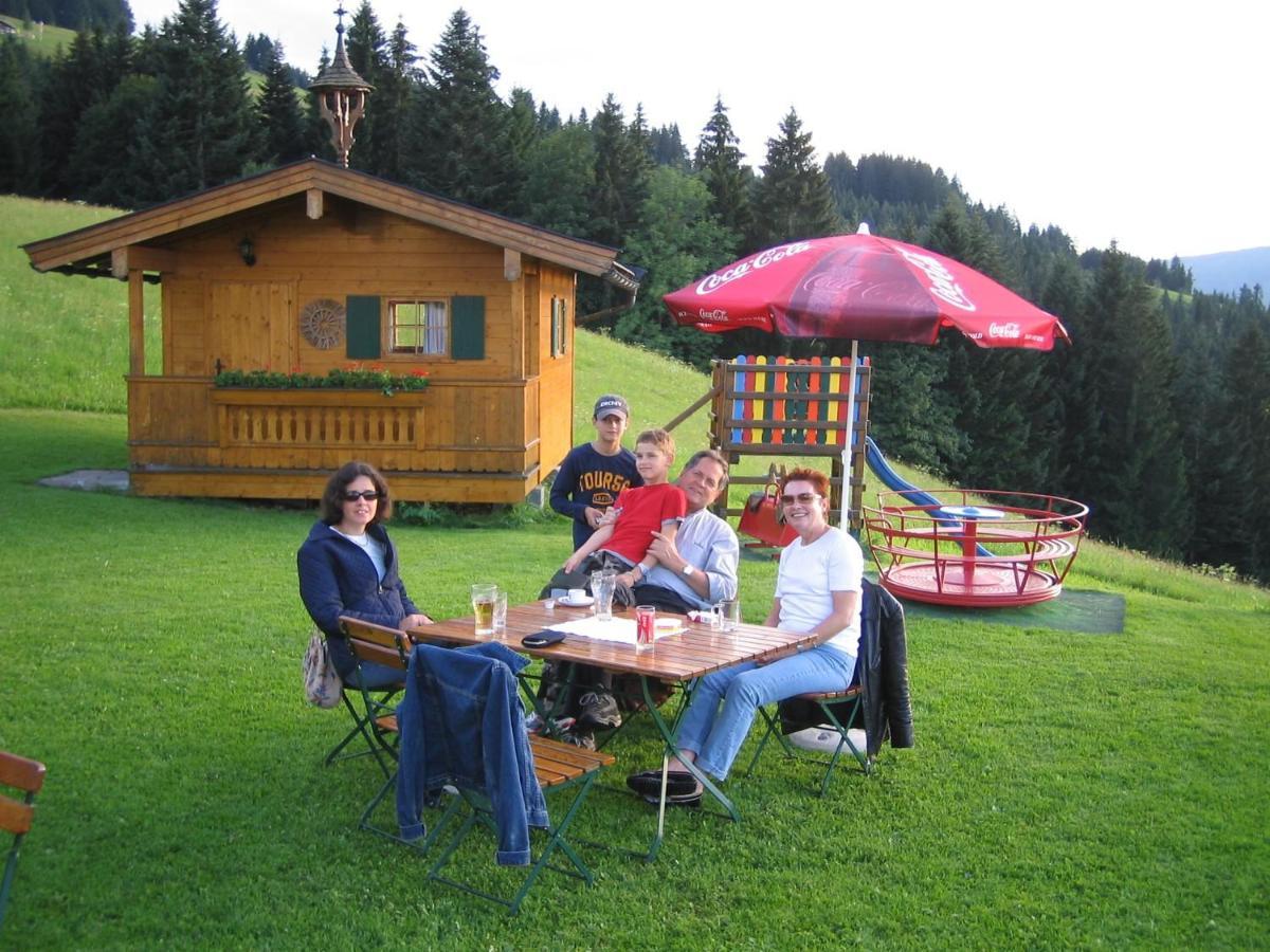 Готель Alpengasthof Hirschberg Санкт-Йоганн-ін-Тіроль Екстер'єр фото